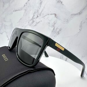 New GUCCI Sunglasses Black Square Aviator Gold Plate Engraved Logo Web Arm GUCCI